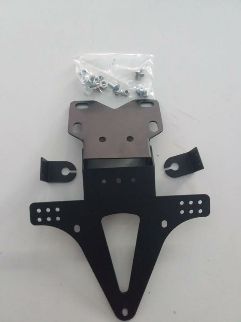 AYARLANABİLİR PLAKALIK